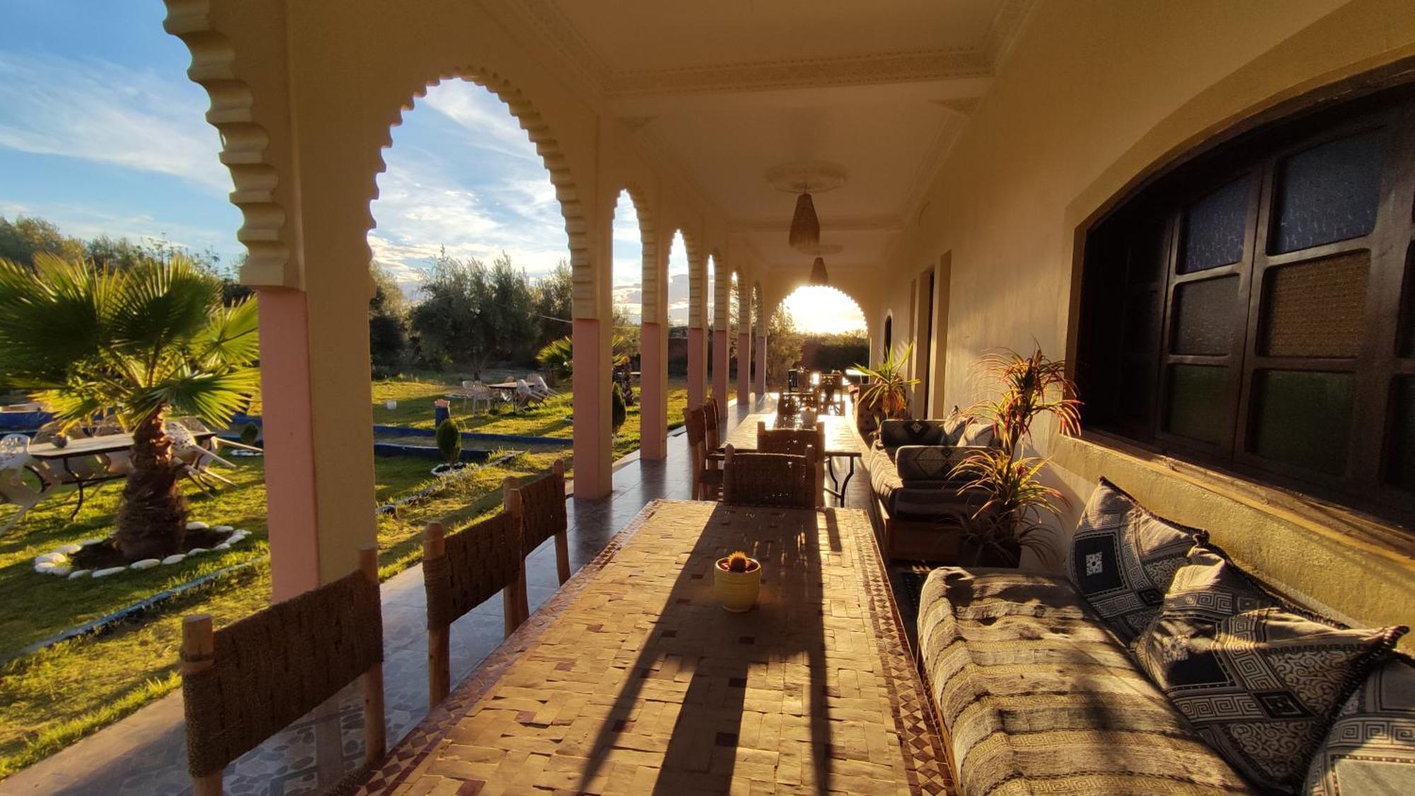 Guest House Qodwa Sidi Abdallah Ghiat Екстериор снимка