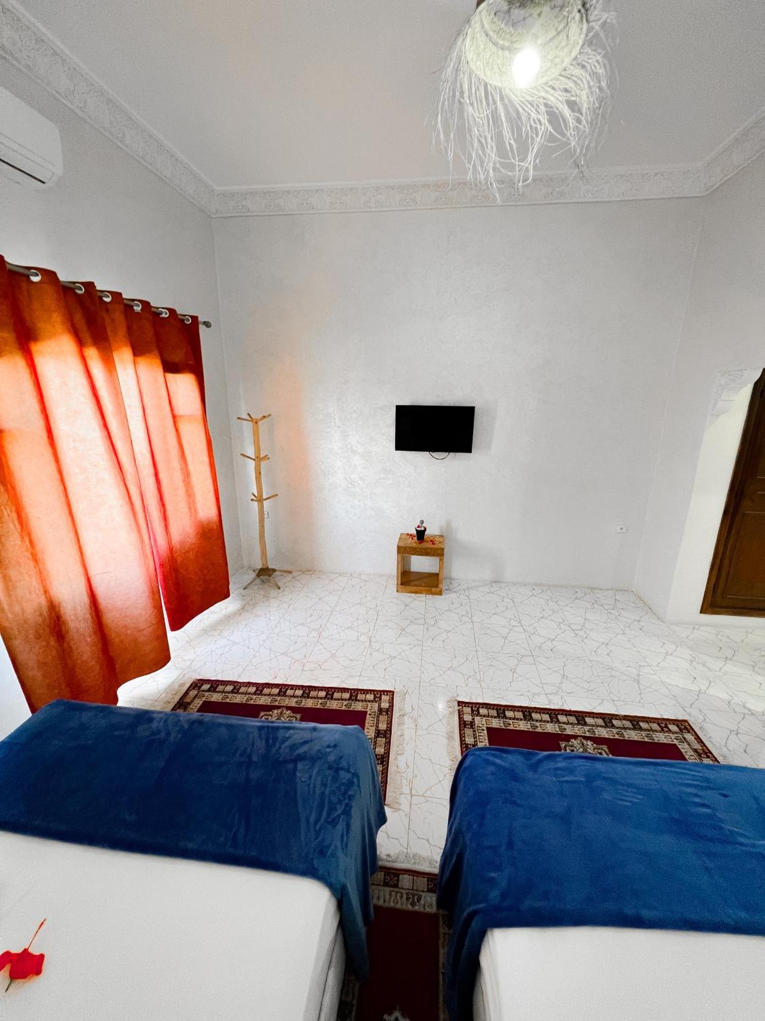 Guest House Qodwa Sidi Abdallah Ghiat Екстериор снимка