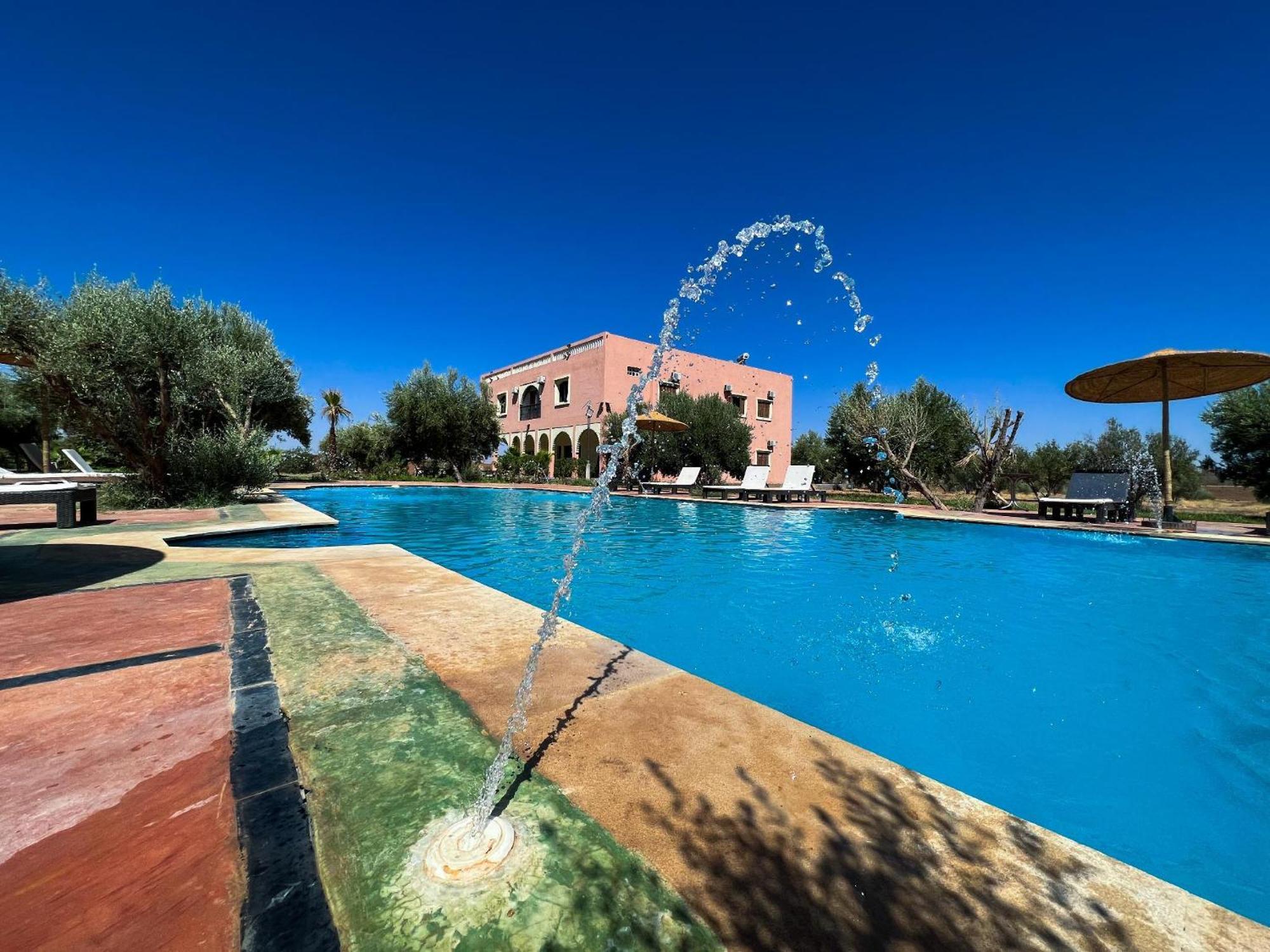 Guest House Qodwa Sidi Abdallah Ghiat Екстериор снимка