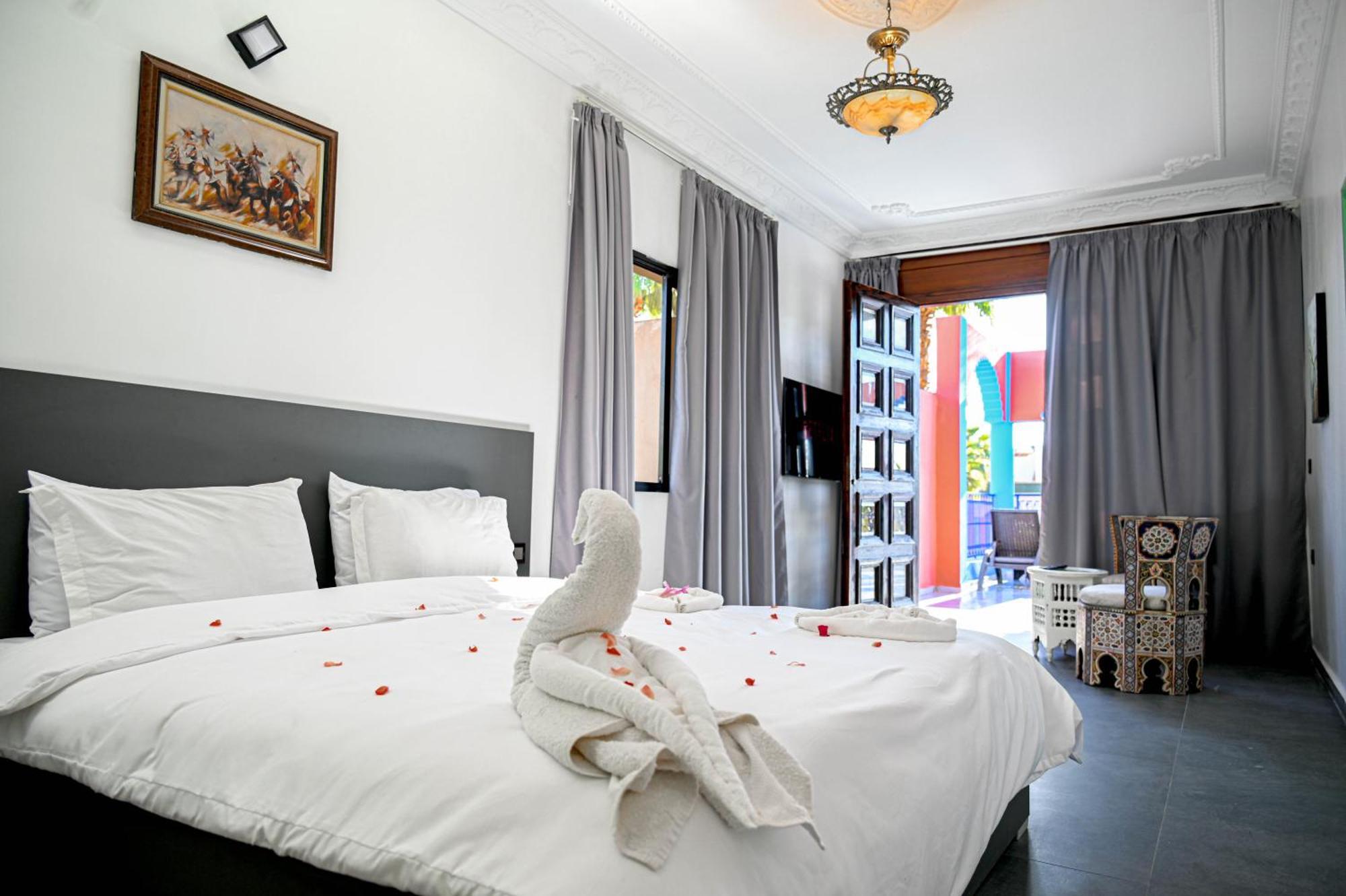 Guest House Qodwa Sidi Abdallah Ghiat Екстериор снимка
